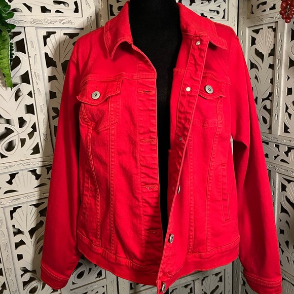 TORRID RAMPAGE RED CLASSIC DESIGN & STYLISH WARDROBE CHOICE PLUS JEAN JACKET - Picture 6 of 11
